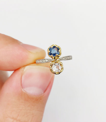 Bague 44 Bague Toi et Moi or, diamant et saphir épaulés (circa 1910) 58 Facettes A05407