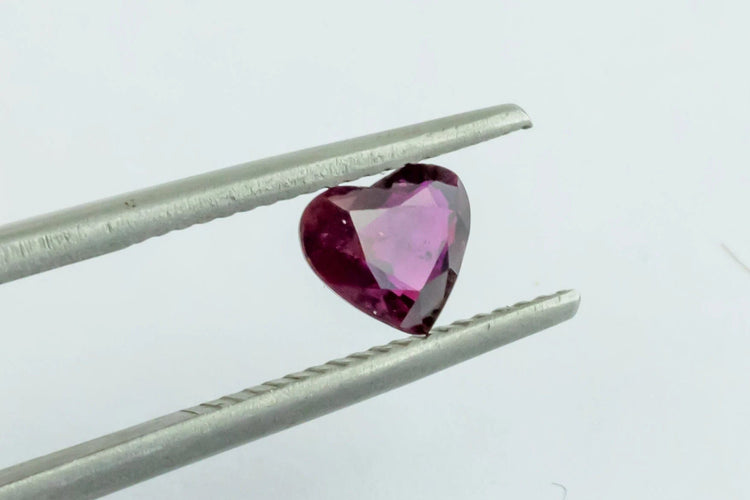 Gemstone Rubis 1.03cts chauffé de Birmanie certificat GFCO 58 Facettes 475