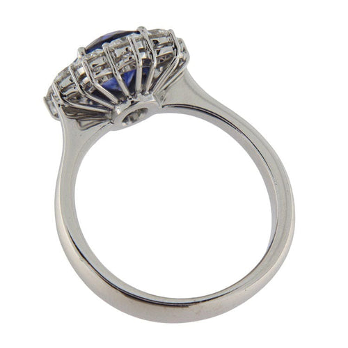 Bague 55 Bague en or blanc sertie d'un saphir de 2,13 carats et de diamants. 58 Facettes G3885