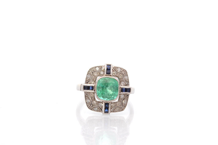 Bague 55 Bague art déco émeraude, diamants et saphirs 58 Facettes 27176