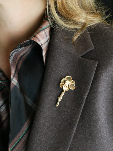 Broche CHAUMET Broche bouquet de fleurs or jaune 58 Facettes 1153.4