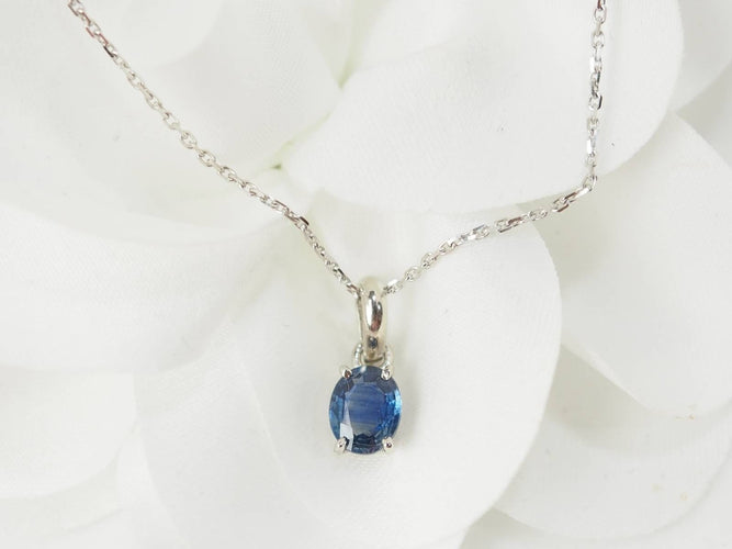 Collier Collier solitaire en or blanc et saphir 58 Facettes CLAL