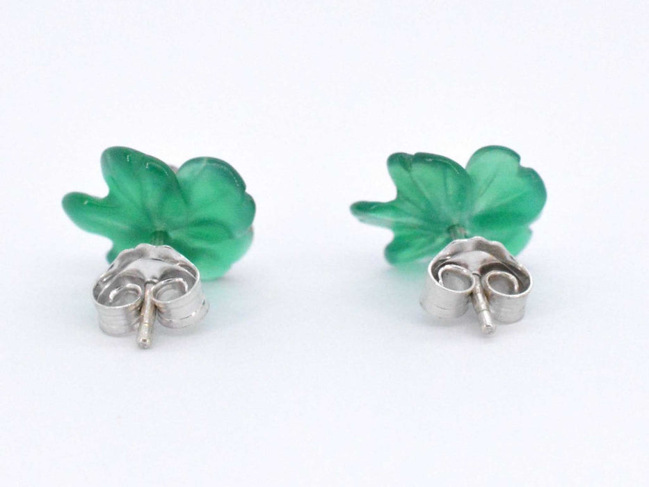 Boucles d'oreilles en or blanc 0,18 carat avec fleur précieuse verte et gros diamants