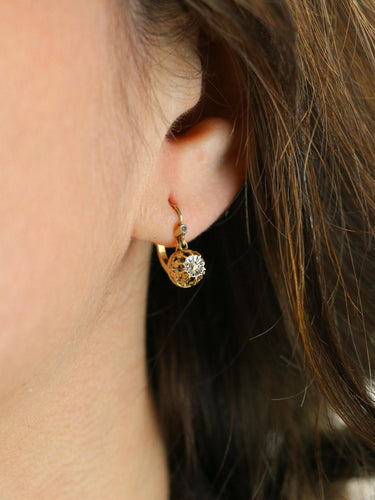 Boucles d'oreilles Dormeuses anciennes or jaune diamant taille rose 58 Facettes 1022.4