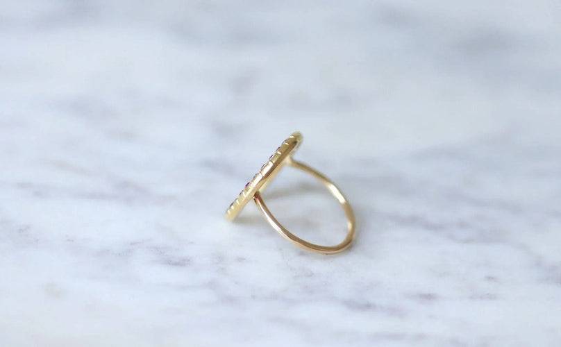 Bague Bague ancienne fer à cheval or et rubis 58 Facettes