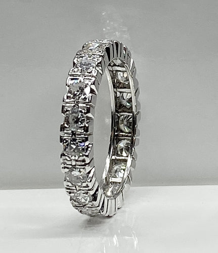 Bague 49 Alliance en platine sertie de 19 diamants 58 Facettes AB589