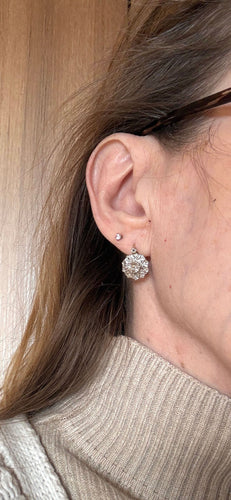 Boucles d'oreilles Dormeuses anciennes or jaune, platine, diamants 58 Facettes