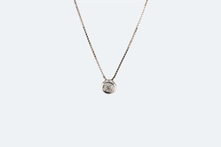 Collier Oro Bianco Collana in oro bianco con punto luce 58 Facettes COL198