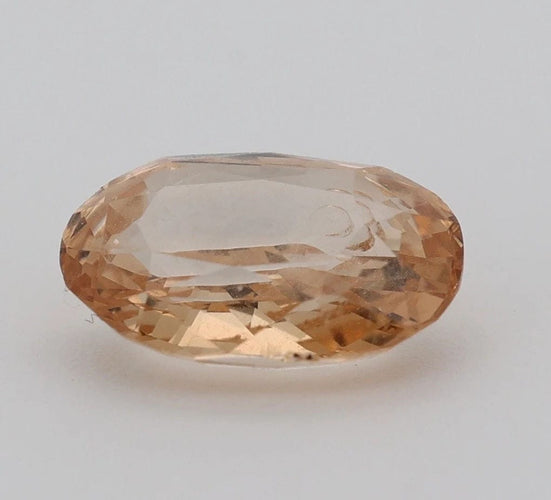 Gemstone Saphir orange non chauffé non traité 2.70cts certificat CGL 58 Facettes 452