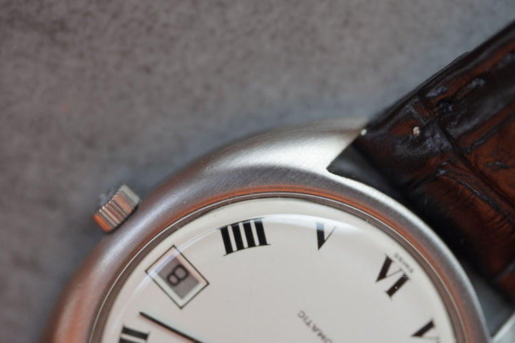 Universal Genève White Shadow Date 867102 58 Facettes