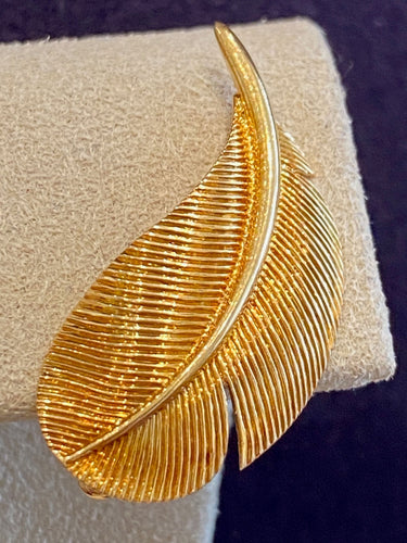 Boucles d'oreilles Hermès - Boucles d'oreilles vintage Plumes en or jaune 58 Facettes