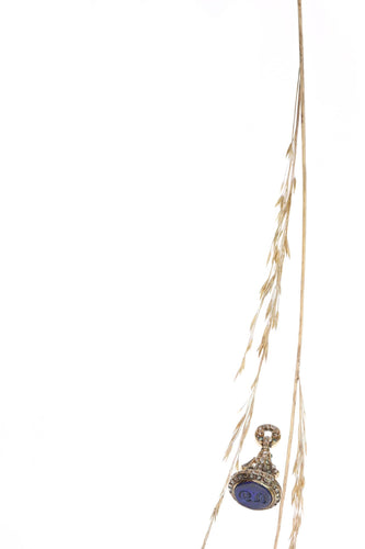 Montre L'âge d'or du romantisme : le sceau victorien en diamants et émeraudes 58 Facettes 20155-0504