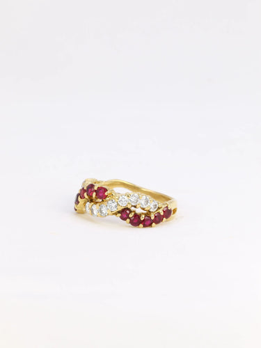 Bague 52 Bague vintage torsadée en or, diamants et rubis 58 Facettes 825