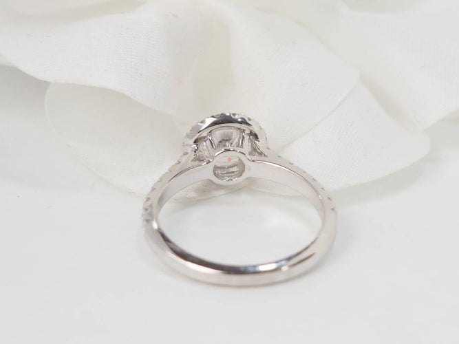 Bague 53 Bague solitaire en or blanc et diamants 0.82ct 58 Facettes 31189/30918