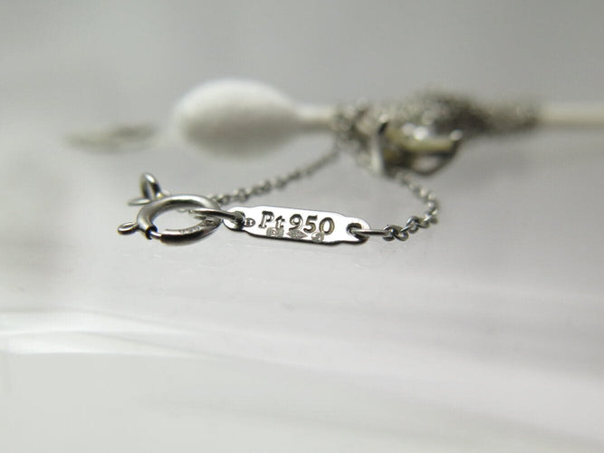 Collier collier TIFFANY & CO victoria fleur diamants 0.32ct platine 58 Facettes 271712