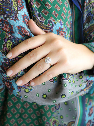 Bague 53 Bague marguerite or jaune diamant 0,8 carat 58 Facettes 1174.8