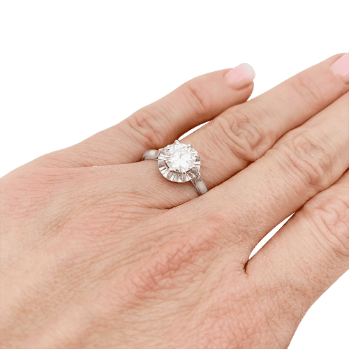 55 Bague solitaire platine, diamant. 58 Facettes 34159