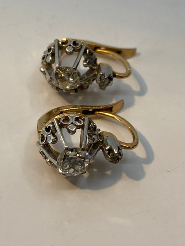 Boucles d'oreilles Boucles d’oreilles en or 18ct dites dormeuses en diamants vers 1900 58 Facettes