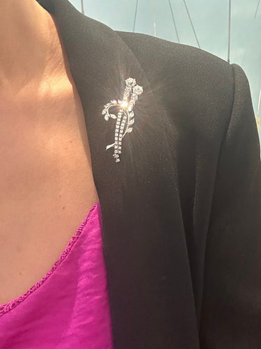 Broche Broche en or blanc et diamants 58 Facettes 259059