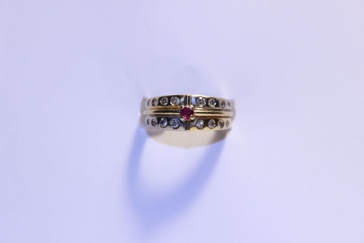 Bague 54 Bague Diamants et Rubis 58 Facettes