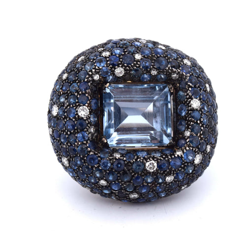 Bague 54 Bague en or blanc avec topaze, saphirs et diamants - Années 1950 58 Facettes