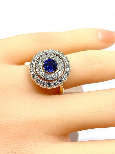 Bague 52 Bague or blanc, or jaune, saphir et diamants 58 Facettes AB580