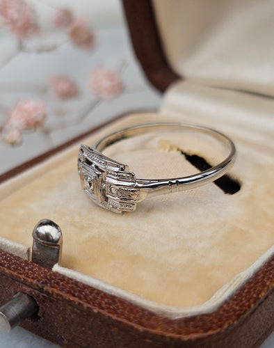 Bague 55 Bague Art Déco Diamants Or Blanc et Platine 58 Facettes 579