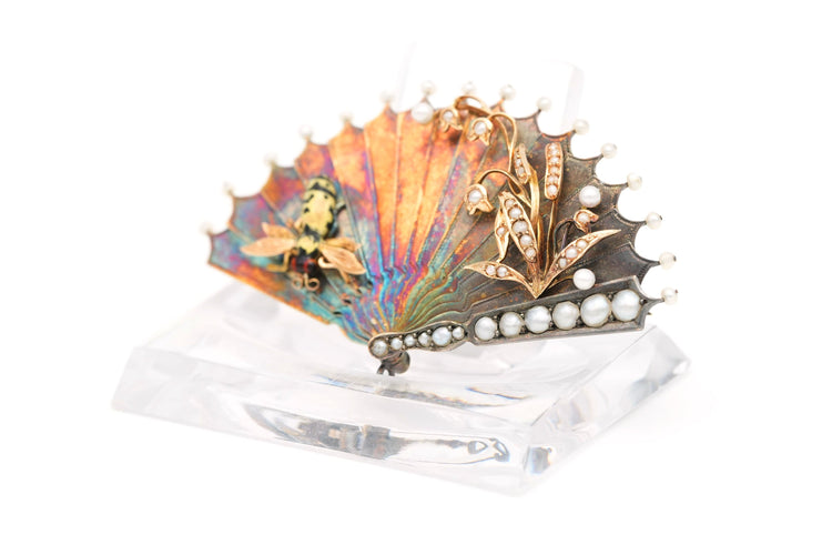 Broche Broche Art Nouveau en or jaune sertie de perles 58 Facettes 22177