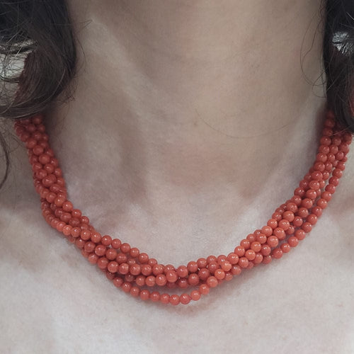 Collier Collier de corail 58 Facettes COV96