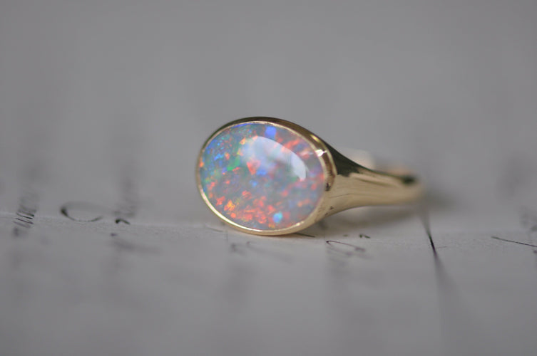 Bague Vintage Australian opal ring 58 Facettes