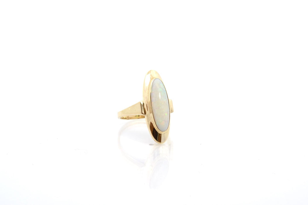 Bague Bague vintage opale en or 14k 58 Facettes 26579