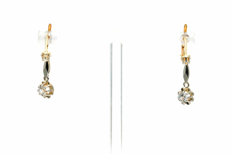 Boucles d'oreilles Boucles d'oreilles Art Déco or jaune serties de saphirs blancs 58 Facettes B773