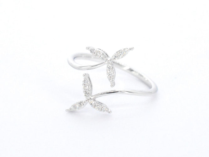 Bague 54 Bague en or blanc avec diamants 58 Facettes 2334