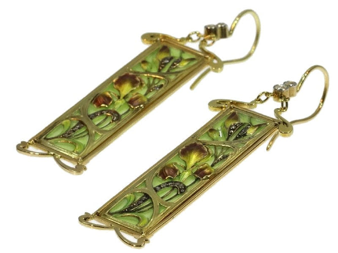 Boucles d'oreilles Enchanted Iris: 18K Gold Art Nouveau Earrings with Plique-à-Jour Enamel 58 Facettes 11139-0001