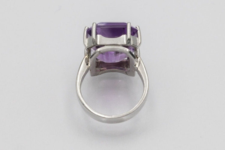 Bague 53 Bague avec améthyste 15,5 ct en or blanc 14k 58 Facettes 11488