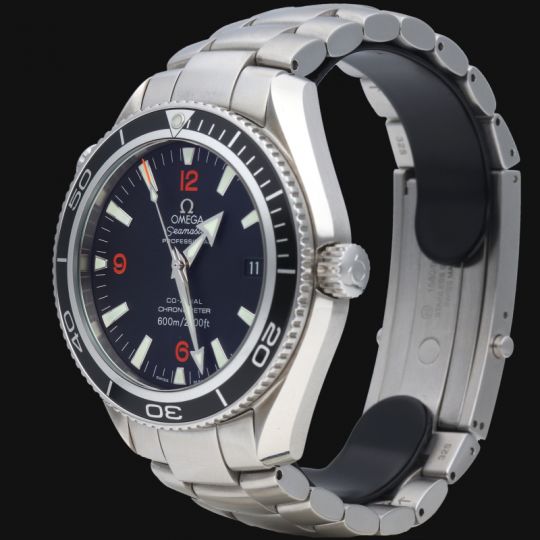 Omega Montre Seamaster Planet Ocean 600M