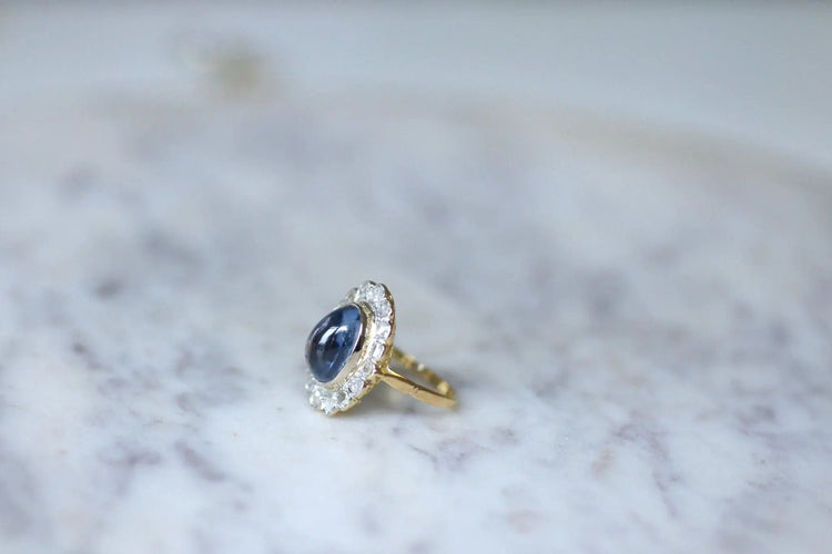 Bague Bague Marguerite Saphir Ceylan 6,32 Cts et Diamants 58 Facettes