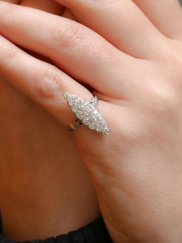 Bague 50 Bague marquise vintage or blanc diamants 58 Facettes J129