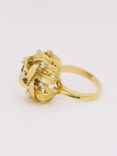 Bague Bague dome fleur or jaune diamants 58 Facettes J604