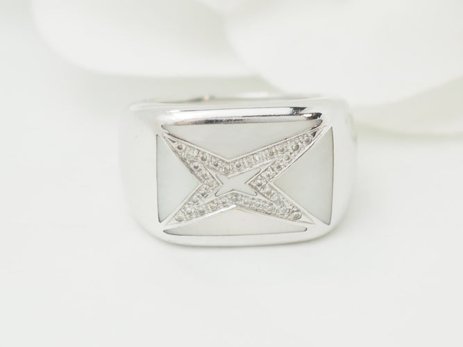 Bague 50 Bague Mauboussin "Grande vie" en or blanc, Nacre et diamants 58 Facettes 33601