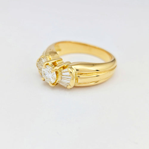Bague Bague en or jaune et diamants 58 Facettes 32184