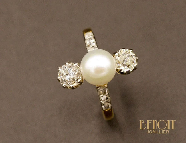 Bague Trilogie perle fine diamants