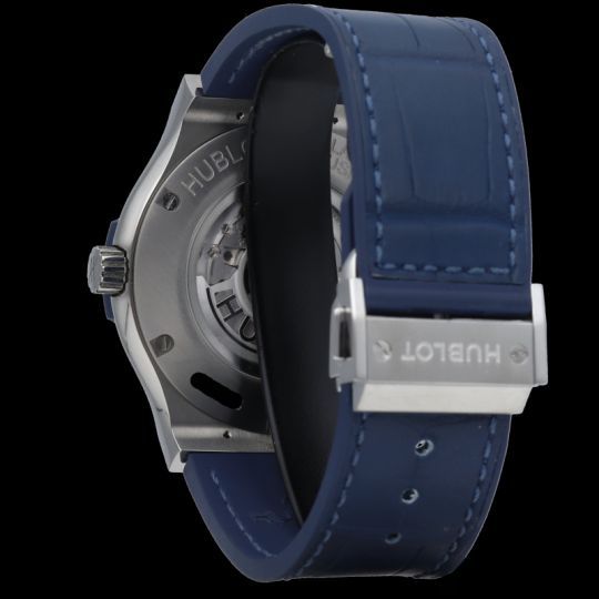 Hublot Montre Classic Fusion Titanium Blue