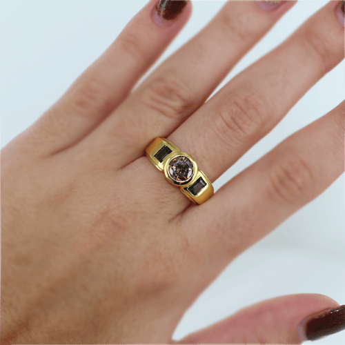 Bague 59 Solitaire diamant cognac et saphirs 58 Facettes