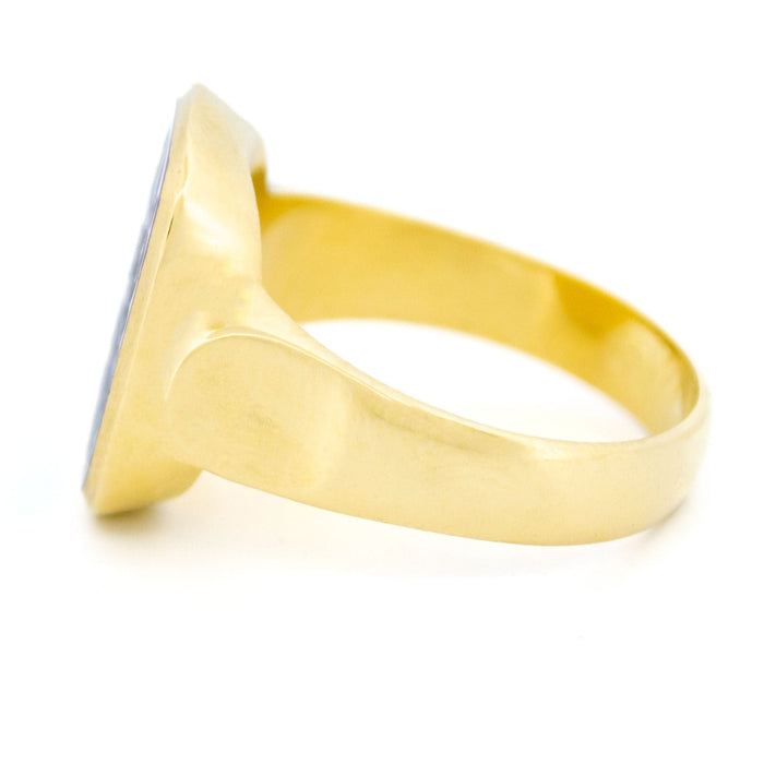 Bague 65.5 Chevalière armoriée en or jaune et cornaline 58 Facettes 84EF1785073345599B2E6B4BC7956834