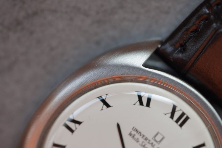 Universal Genève White Shadow Date 867102 58 Facettes