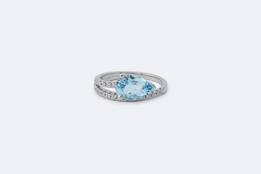 Bague 52 Bague en or blanc avec aigue-marine et diamants 58 Facettes anl778