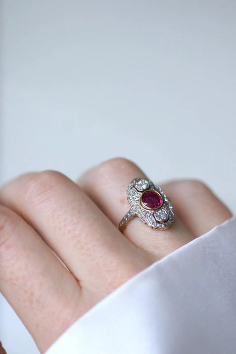 Bague Marquise Art Déco Rubis Birman et Diamants