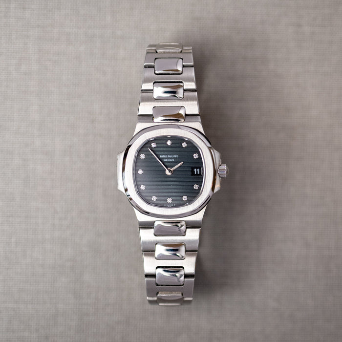 Montre Patek Philippe Lady Nautilus Diamants 58 Facettes