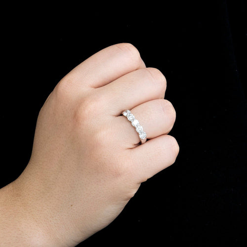 Bague 50.5 Bague Rivière or blanc diamants 58 Facettes LP1061/12